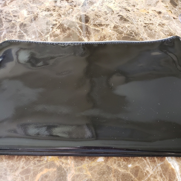 Rare find ! Discontinued Be Givenchy mini and enveope bag. - Picture 4 of 5